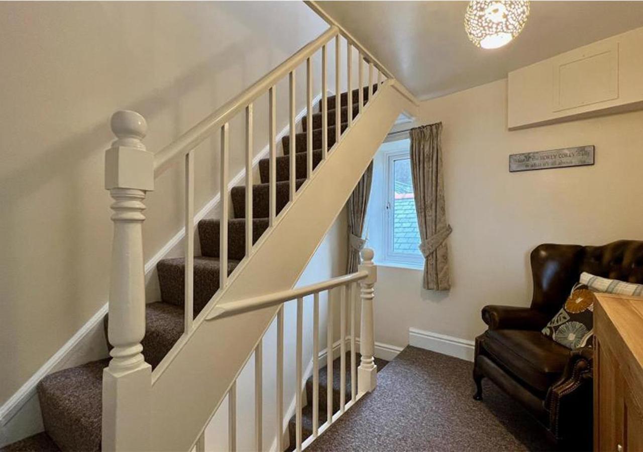 Luxury 4 Bedroom Seaside Apartment - Glan Y Werydd House بارموث المظهر الخارجي الصورة
