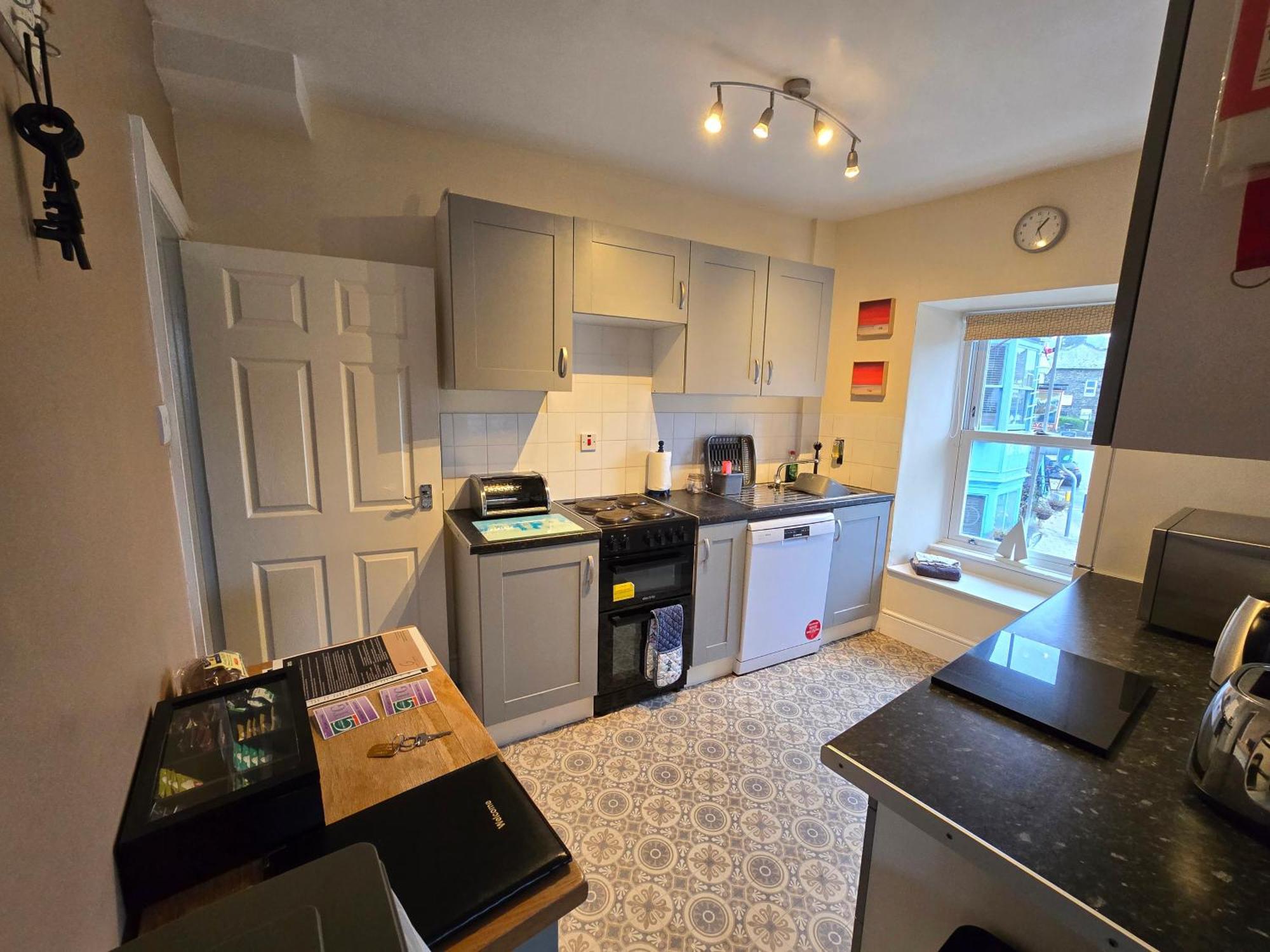Luxury 4 Bedroom Seaside Apartment - Glan Y Werydd House بارموث المظهر الخارجي الصورة